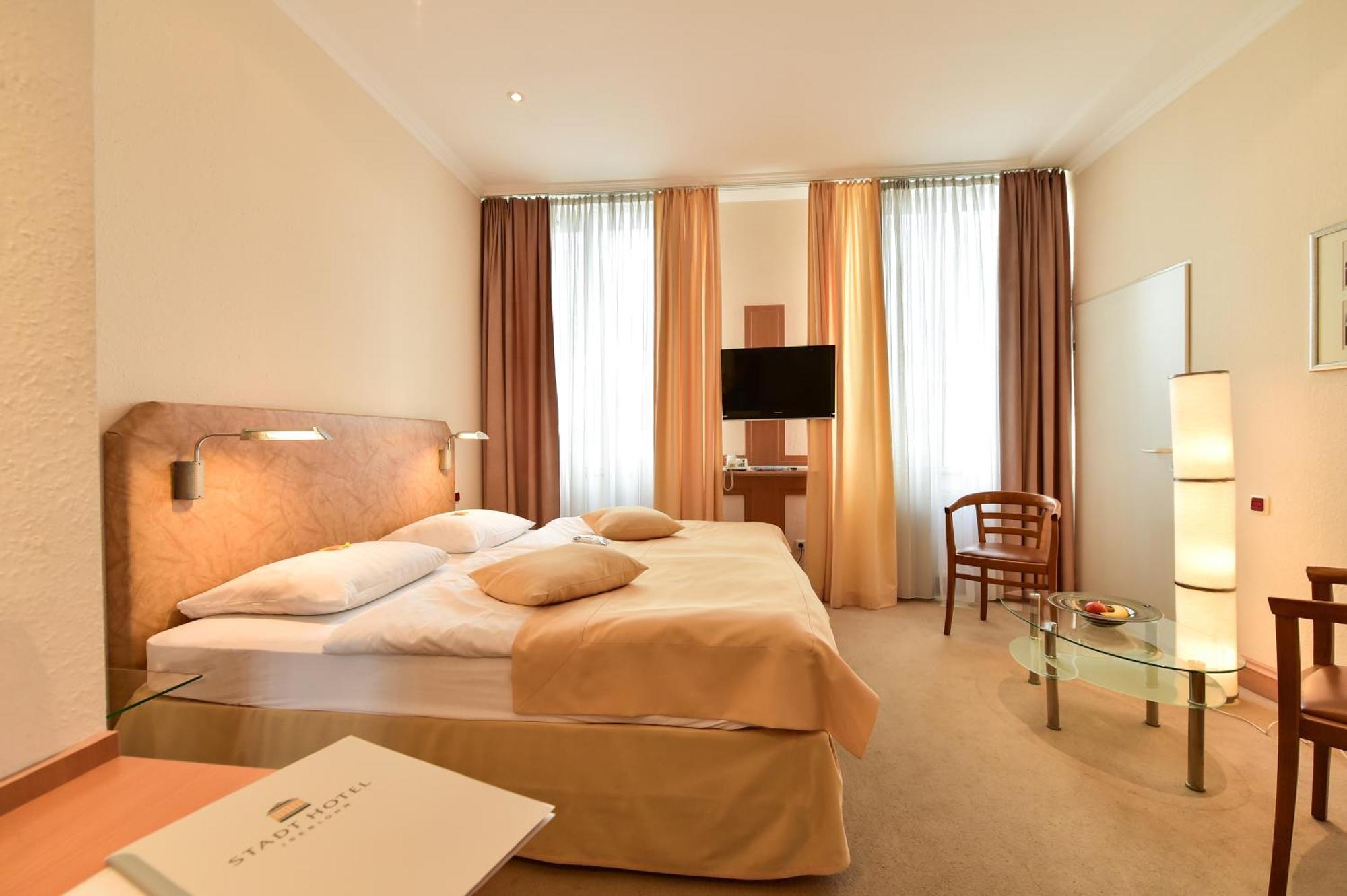 Stadt Hotel Ίζερλον Δωμάτιο φωτογραφία